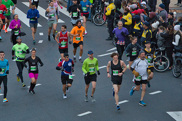 AACR marathon crowd