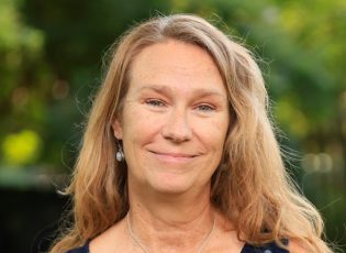 Mary Catherine Riley: Living Cancer Free Thanks to a Precision Medicine Clinical Trial